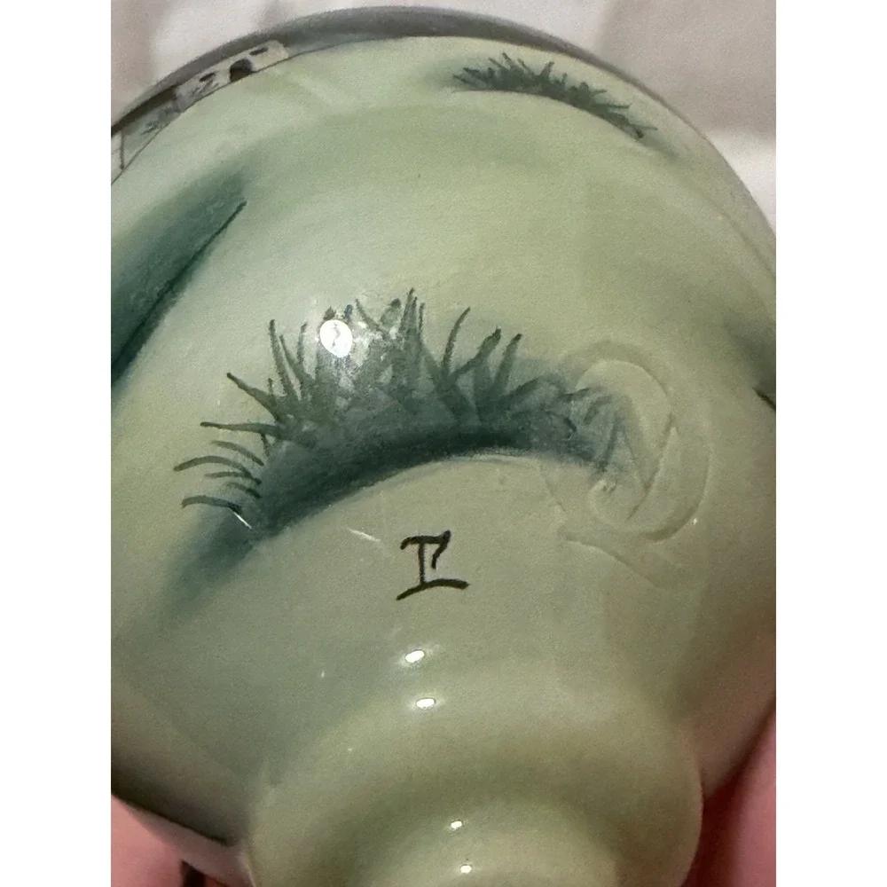 Ne'Qwa Art glass ornament Mother Mary